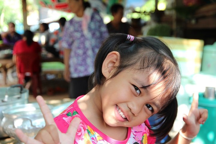 10 Ways To Make Your Child Feel Good 10 Ways To Make Your Child Feel Good