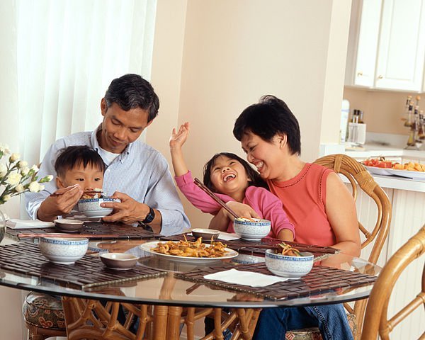 10 Health Goals Every Family Should Follow 10 Health Goals Every Family Should Follow