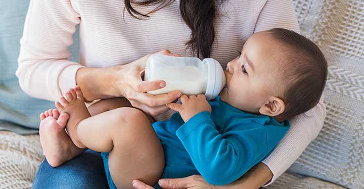 Baby Feeding Schedule (6 to 11 Months) Baby Feeding Schedule (6 to 11 Months)