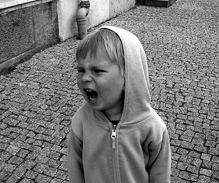 7 Practical Tips to Control Temper Tantrums in Pre-schoolers 7 Practical Tips to Control Temper Tantrums in Pre-schoolers