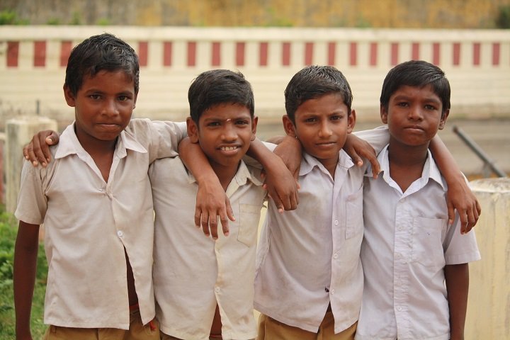 6 Bad Habits Your Child Can Pick Up From Friends 6 Bad Habits Your Child Can Pick Up From Friends