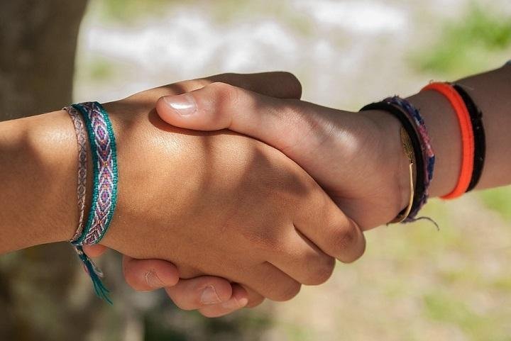 Friendship Day: Fun DIY Ideas for Friendship Bands Friendship Day: Fun DIY Ideas for Friendship Bands